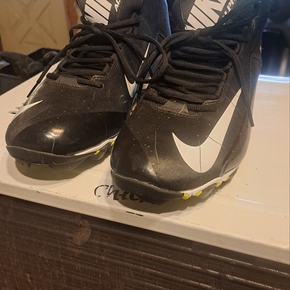 Nike alpha  cleats - Picture 3 of 6